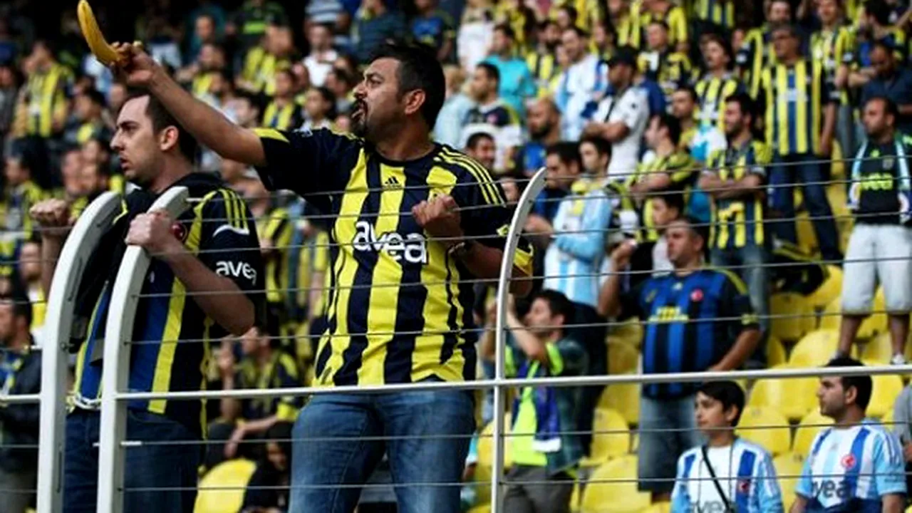 Drogba, deranjat de comentariile rasiste ale suporterilor lui Fener!** 