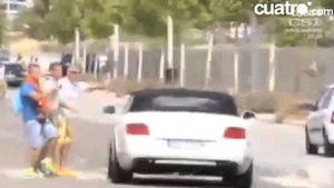 VIDEO | Imagini incredibile cu Gareth Bale. Mașina galezului, lovită de fanii furioși ai Realului. Kroos și Varane nu au scăpat