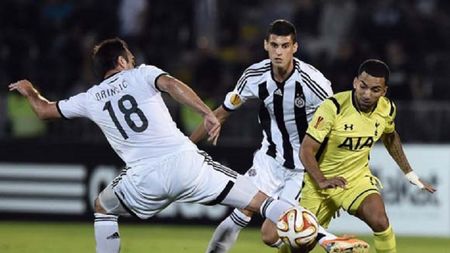 FOTO | Mesaj antisemit al fanilor sârbi la Partizan - Tottenham. UEFA a început o anchetă