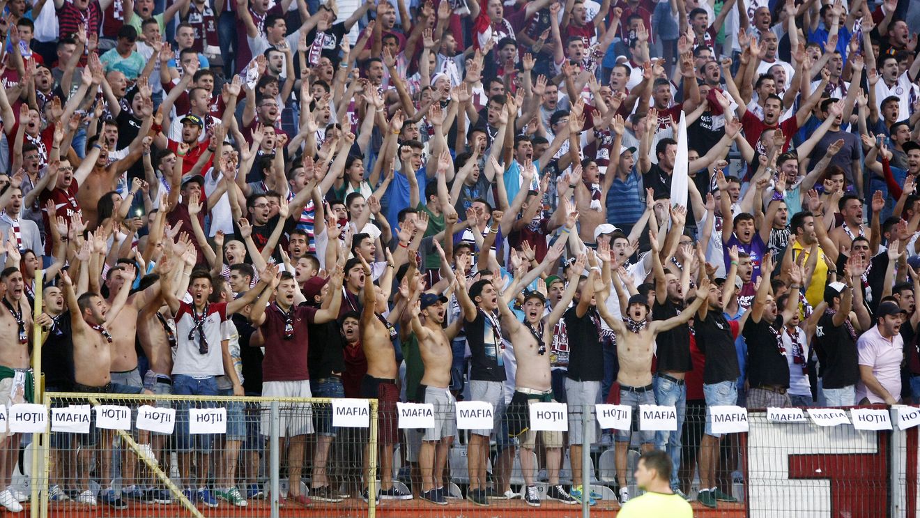 Fanii Rapidului boicotează meciul cu CS U Craiova: "Suntem alături de suporterii echipelor desființate abuziv!"