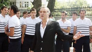 Becali a anunțat că nu va onora primele jucătorilor! **După 30 de minute s-a răzgândit! VEZI CUM!