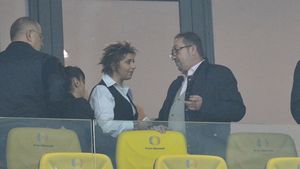 Walter "sparge" petrecerea: "Nu vreau să ajung ca George Copos, să îmi aducă fanii colivă". Ce anunță după Cupă