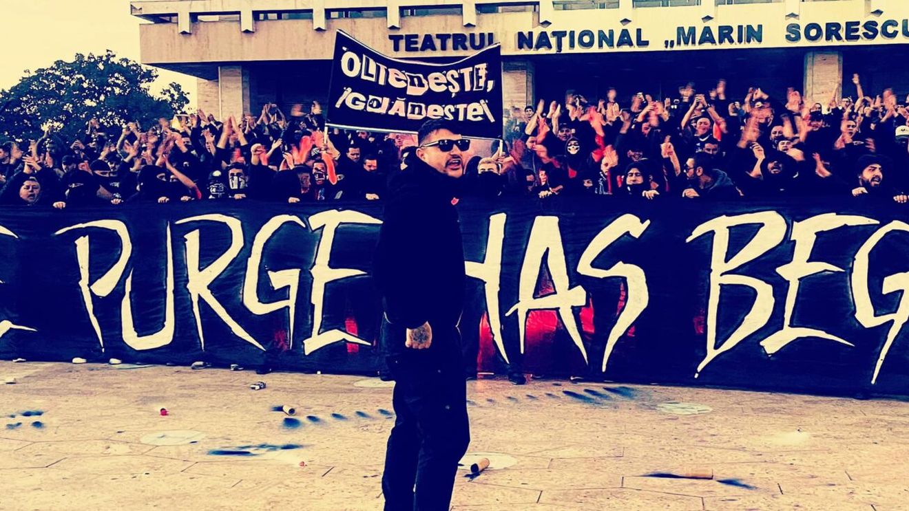 „Gogoașă” revine din nou ca suporter pe „Ion Oblemenco” la meciul împotriva Craiovei lui Rotaru, după o pauză de 13 ani, și promite un adevărat spectacol în Peluza Sud 97. „Le vom da acestor trădători o adevărată lecție!” | EXCLUSIV