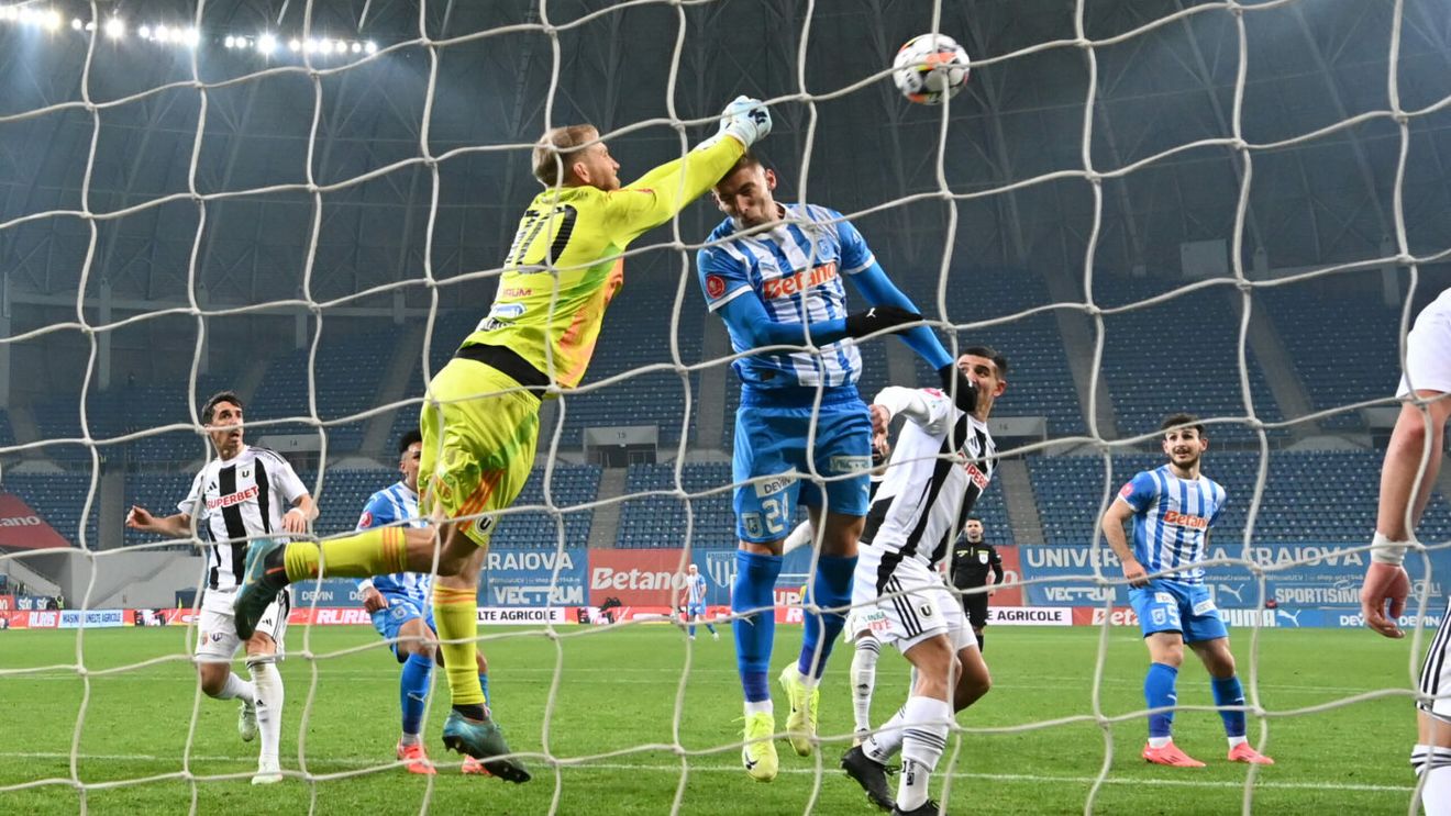 Surpriză mare în Superliga! Atacantul a plecat de la Universitatea Craiova și a semnat cu adversara din play-off