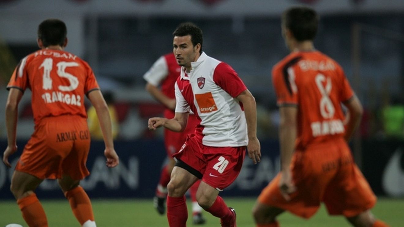 Cristea despre jucătorul-model la Dinamo:** "Trebuie să dea gol meci de meci în primele 15 minute!"