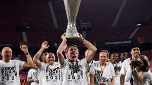 Antrenorul lui Frankfurt anunță o petrecere fantastică după câștigarea Europa League: „Este de necrezut! O să sărbătorim câteva zile!”