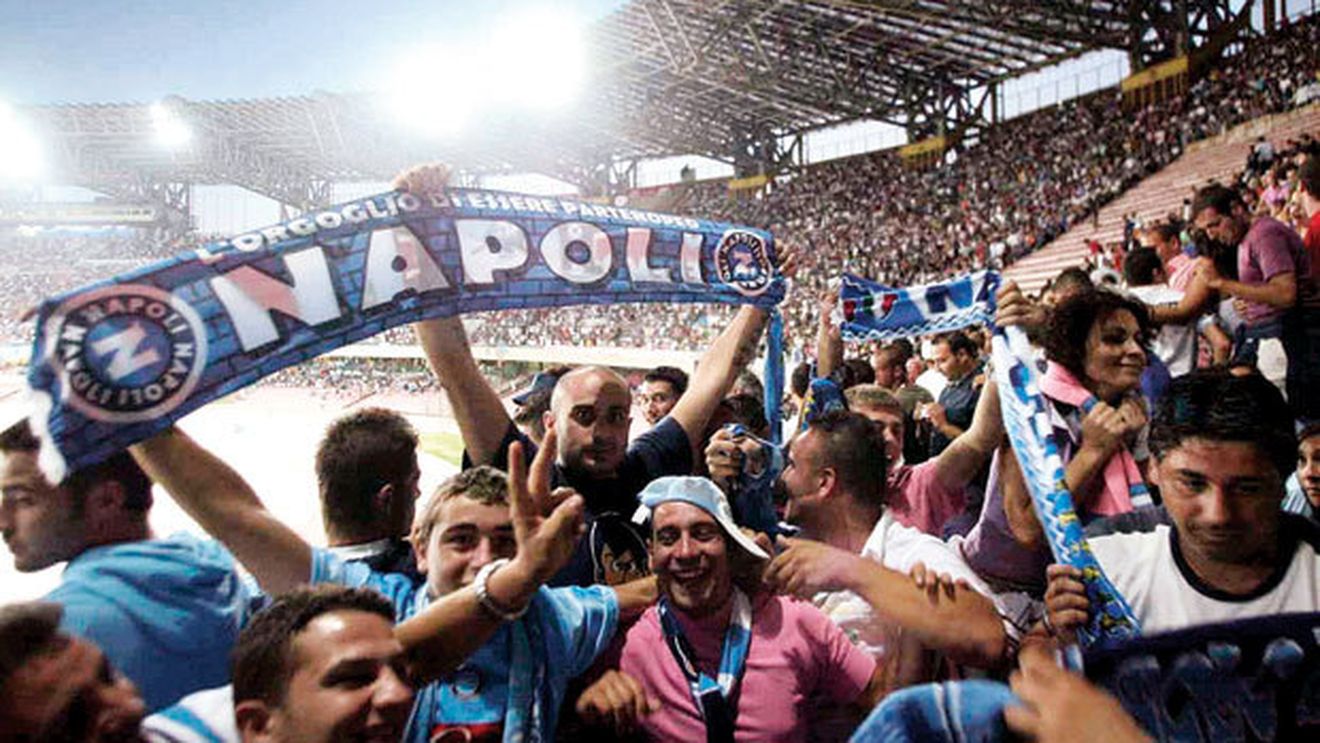 Cavani, mai iubit ca Maradona!!** Napoli a atins o cifră de spectatori incredibilă în acest sezon