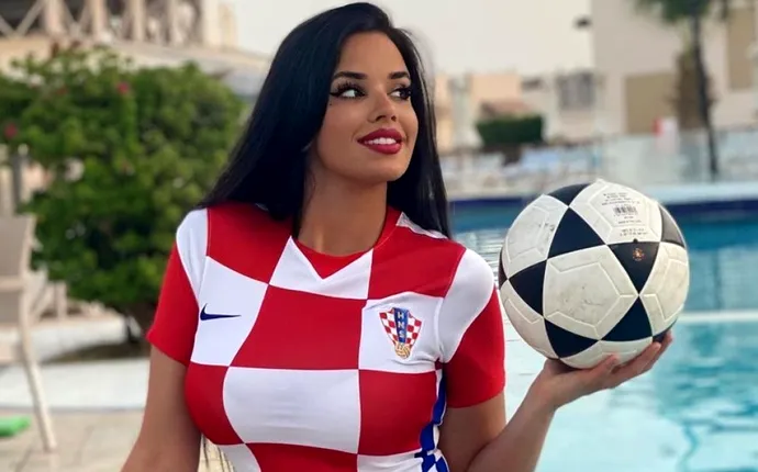 Ce riscă „cea mai frumoasă femeie de la Cupa Mondială”, după ce a apărut în ipostaze considerate indecente de qatarezi