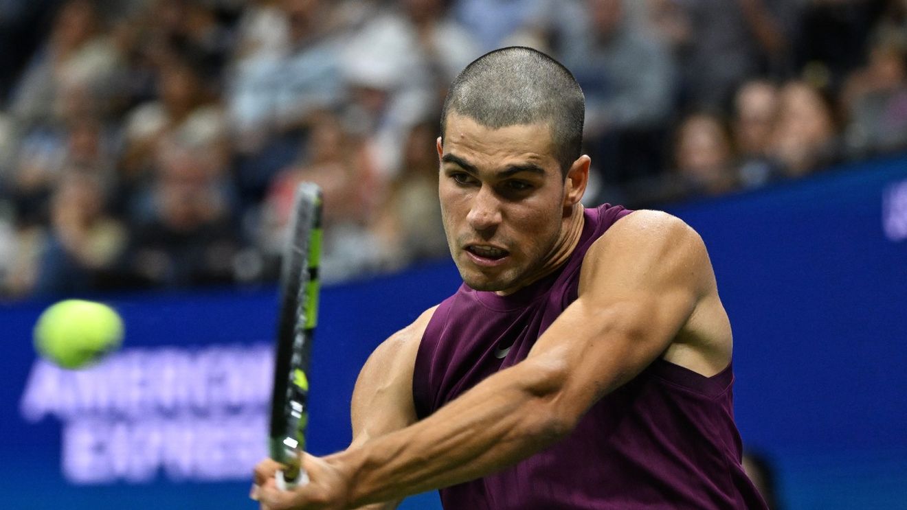 Carlos Alcaraz a apărut ras pe cap total și a șocat cu noul look: „A fost o greșeală a fratelui meu cu mașina de tuns. A fost singura soluție”