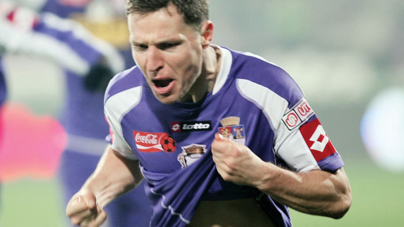 "Dacă Bucur vrea să plece, eu nu pot să îl țin"** Poli vrea un jucător de națională!