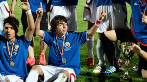 Speranța României vine de la copiii generațiilor care ne-au calificat la turneele finale. Patrick Petre: "Cred că sunt mai bun ca tata, și el îmi spune asta"