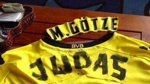 Goetze, criticat de cine se aștepta mai puțin!** Acuzat de trădare de o legendă a lui Bayern: "Acest transfer a ridiculizat sentimentele fanilor lui Dortmund"