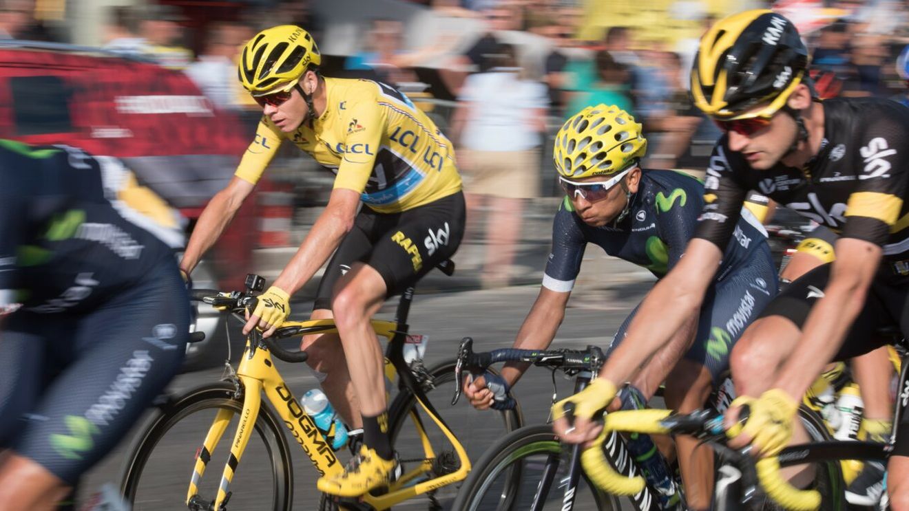 Chris Froome, dus de urgență cu elicopterul la spital după ce a fost implicat într-un accident