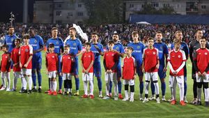 Gigi Becali anunță că dă afară doi fotbaliști de la FCSB! Hotărârea e luată de patron și jucătorii nu vor mai juca titulari