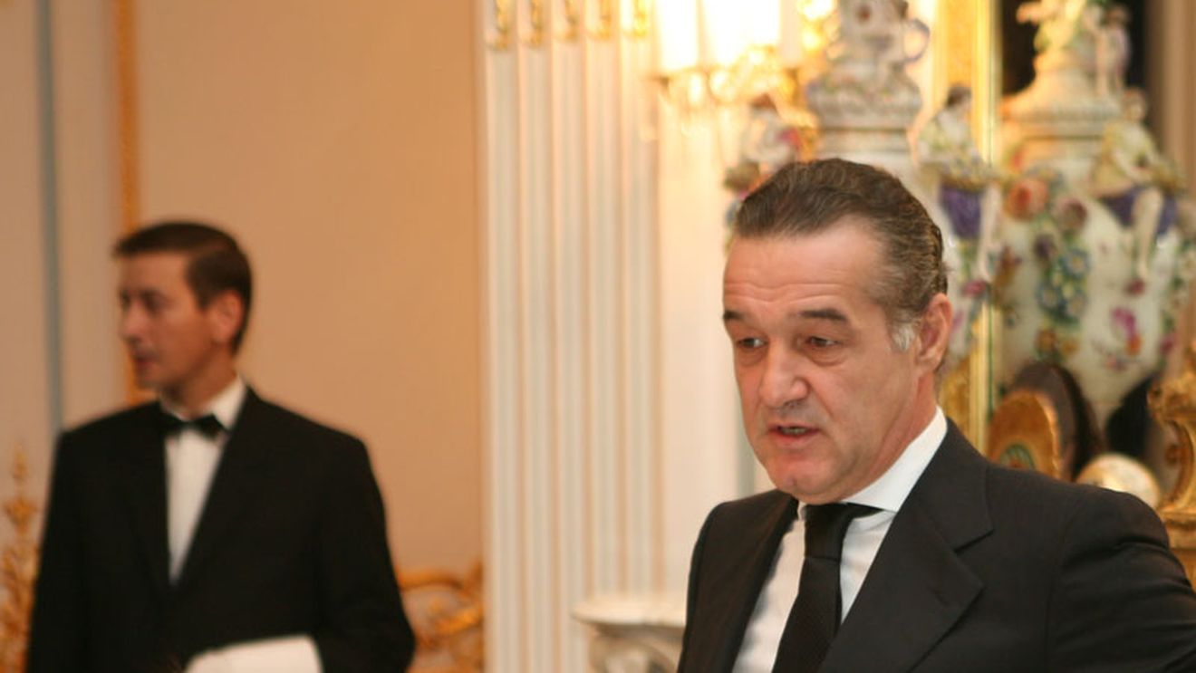 "Nu contează că Becali a stat la masă cu hoții"