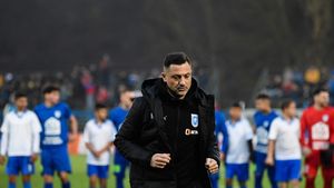 Decizie controversată a lui Mirel Rădoi! Drastic cu cei 4 excluşi din lot, tehnicianul n-a fost la fel de exigent şi cu jucătorul pentru transferul căruia a insistat | EXCLUSIV