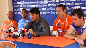 Falub: "Cu Dinamo vrem să jucăm de la egal la egal, să nu ne temem de arbitraj"