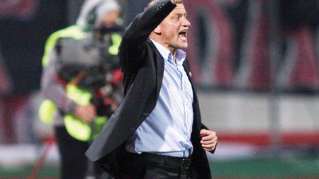 Munti către steliști: „Fiți răi!"