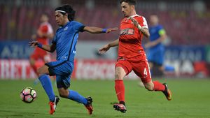 Moldovenii au ieșit mai bine de pe patinoar! CSM Poli Iași - Dinamo 3-1. Andrei Cristea a înscris împotriva fostei echipe