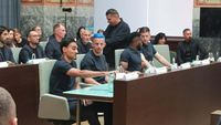 Campionii României au primit titlul de cetăţeni de onoare ai Craiovei. Cine a lipsit şi cum a apărut căpitanul Bancu la eveniment