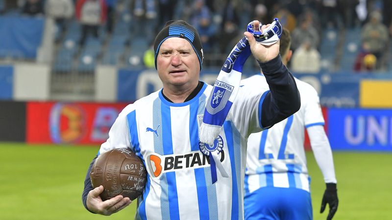 A murit Nae Ungureanu! Legendarul fotbalist al Universității Craiova avea 69 de ani