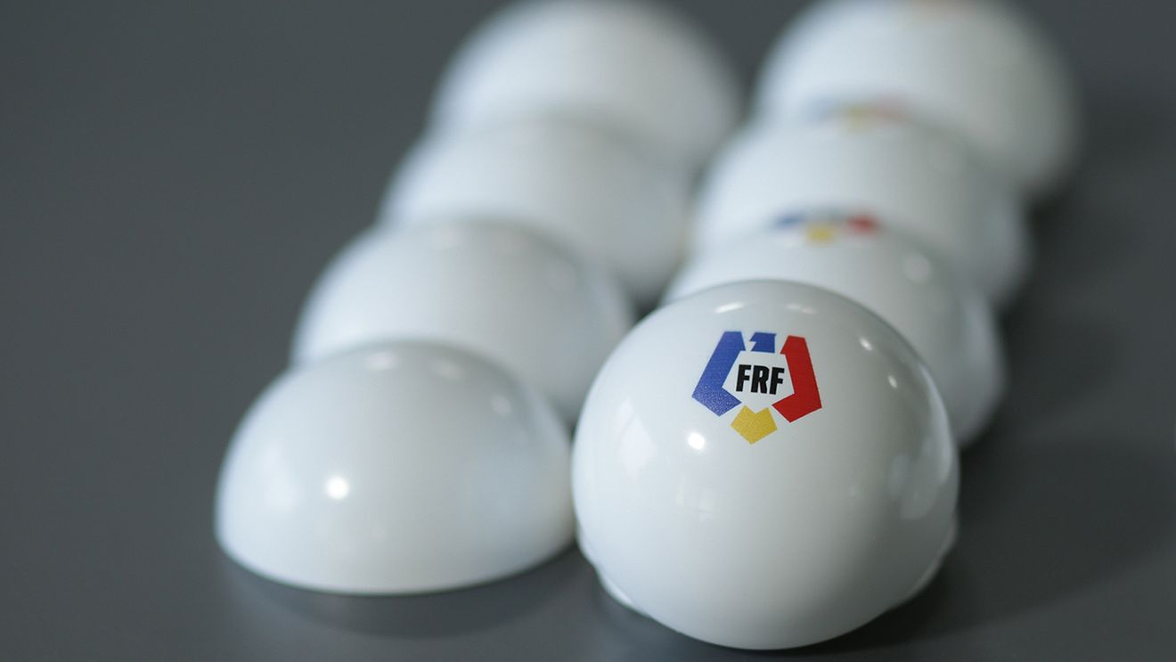 Tragerea la sorți a 16-imilor Cupei României sezonul 2021-2022. Universitatea Craiova, duel cu CFR Cluj! Adversari facili pentru FCSB și Dinamo | LIVE VIDEO