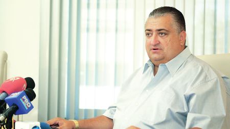 Iancu: "Dau banii când vreau"