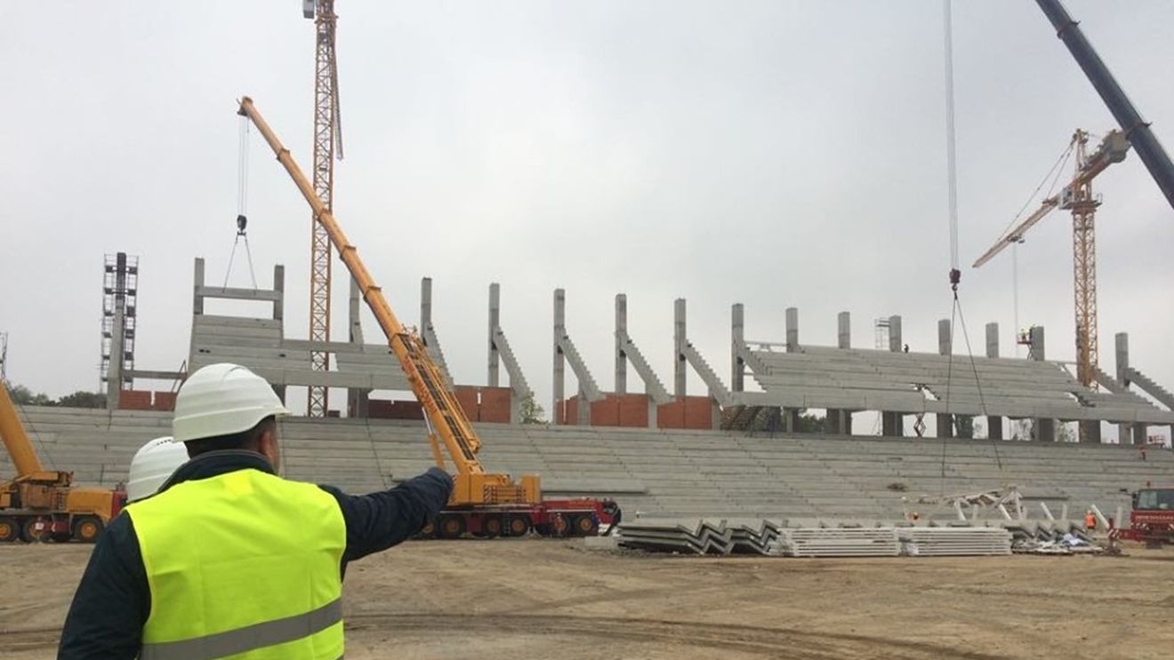 Care e stadiul actual al lucrărilor la stadioanele Steaua, Giuleşti şi Arcul de Triumf: "Voi mai face vizite neanunţate pe teren". FOTO