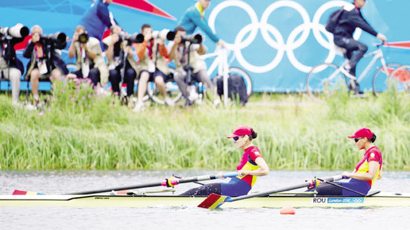 Merg până la capăt!** Canotoarele Georgeta Andrunache și Viorica Susanu au rămas în pregătire și trag pentru Europene