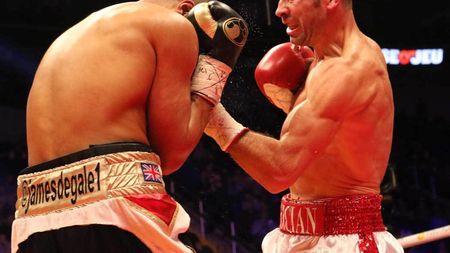 Bute a arătat că a trecut peste șocul suferit cu Froch, dar s-ar putea să fie prea târziu. "Poate continua la vârf, dar e greu să mai recucerească titlul mondial." Reacția lui Doroftei