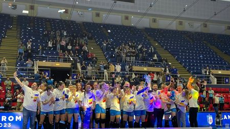 Jucătoarele de la CSM București și-au primit medaliile de campioane după victoria cu CSM Slatina din Liga Florilor, 31-21! După triumf, Cristina Neagu și-a dezvăluit marele vis: „Îmi doresc mult”