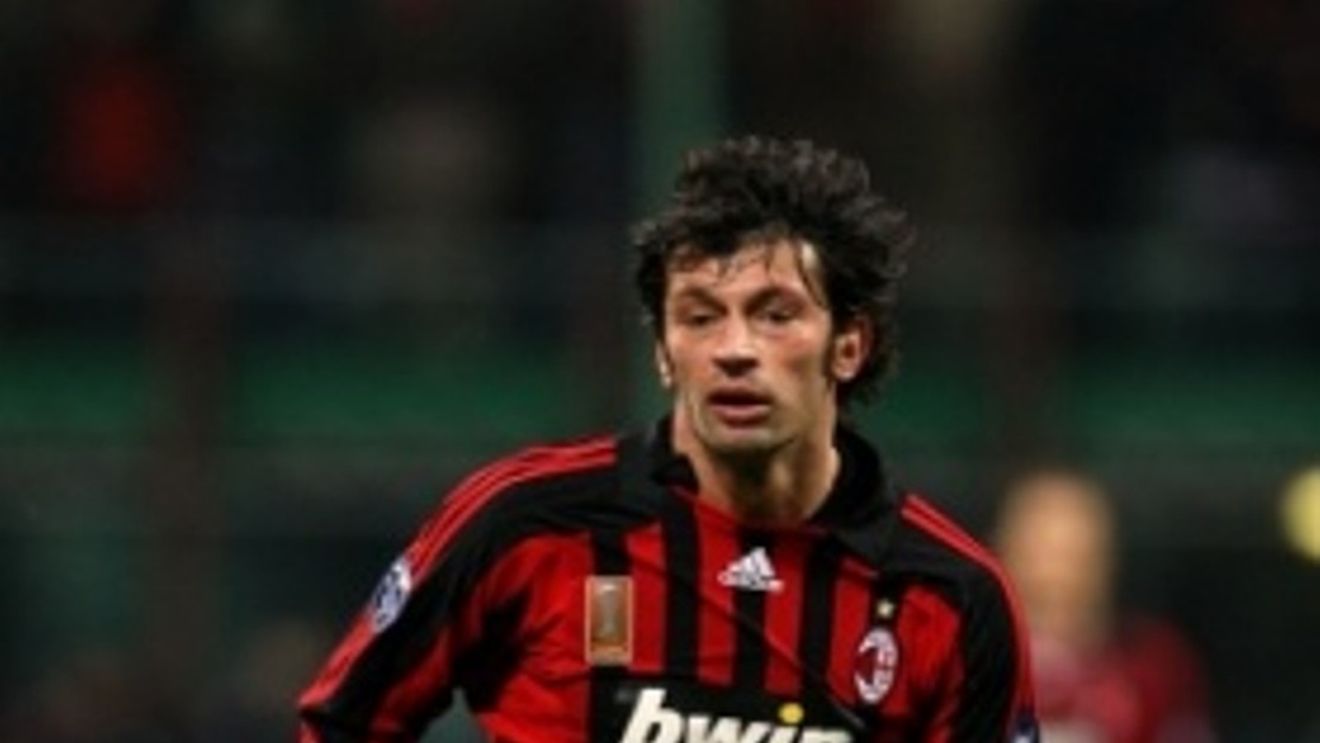 "Fac un apel către America să-mi ajute țara!"