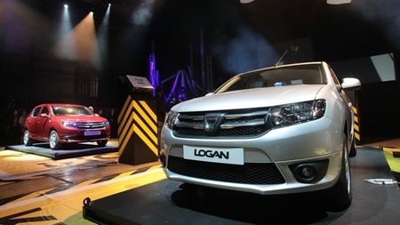 Singurul fotbalist din România care a jucat în Liga Campionilor și a condus un Logan