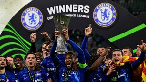 Presa din Anglia, în extaz după ce Chelsea a zdrobit-o pe Betis, în finala Conference League: „A intrat în istorie”