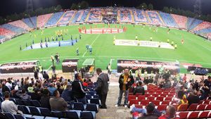 Unul dintre cei mai tari puști pe care i-a avut Steaua îi face praf pe Becali&Co!** Marseille a venit după el, dar steliștii i-au ruinat cariera: l-au trimis la Prefab Modelu