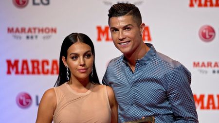 O vilă de lux la Madrid și o rentă viageră de 114.000 de euro pe lună! Cu asta se alege Georgina dacă divorțează de Cristiano Ronaldo, conform contractului prenuptial semnat