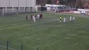 VIDEO | Un român este pe urmele lui Mutu, la Fiorentina. Marchează ca "Briliantul" din lovitură liberă