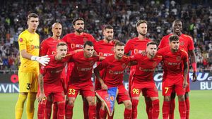 O vedetă de la FCSB a intrat în colimatorul lui Gigi Becali şi e pe făraş: „Eu mă întorc, că sunt blat! Ce fel de fotbalist eşti?" | VIDEO