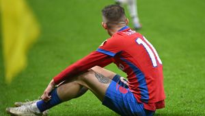 Florin Tănase, în chinuri la FCSB – Dinamo. Ce a pățit fotbalistul
