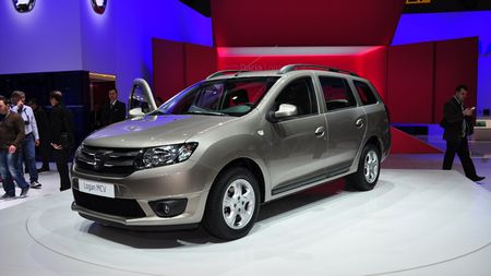 Afacerea din spatele Salonului Auto de la Geneva. Ce sume încasează organizatorii