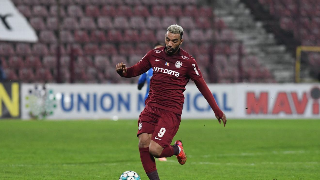 Billel Omrani, extrem de nervos în FCSB - CFR Cluj! Decizia lui Edi Iordănescu l-a scos din sărite pe atacantul francez