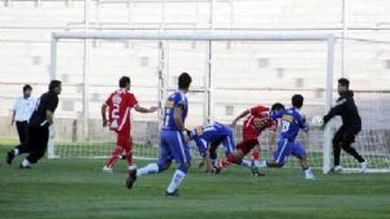 VIDEO COLOSAL** Portarul fusese bătut, dar rezerva a intervenit!:)) Arbitrul a dat...CORNER