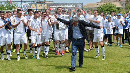Cluburile străine au pus ochii pe mina lui Hagi:** "Sunt multe echipe care ne urmăresc jucătorii, acum avem și noi contacte în străinătate"