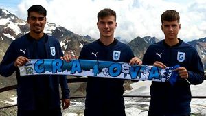 Universitatea Craiova s-a mai despărţit de un jucător şi mai pregăteşte o „detaşare"