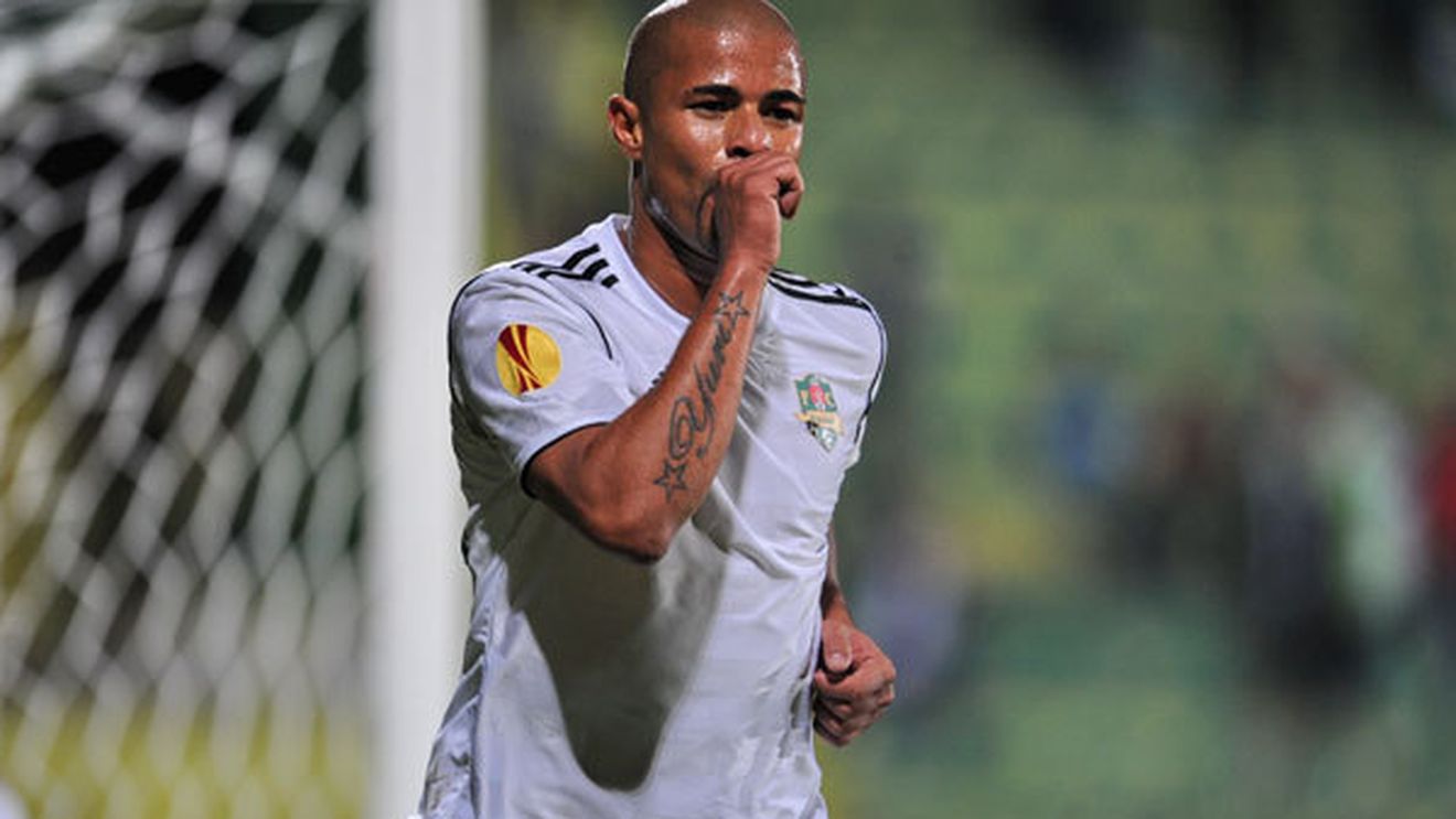 Cel mai așteptat jucător de steliști are șanse mici să vină, crede Lăcătuș!** "Fiara" explică de ce