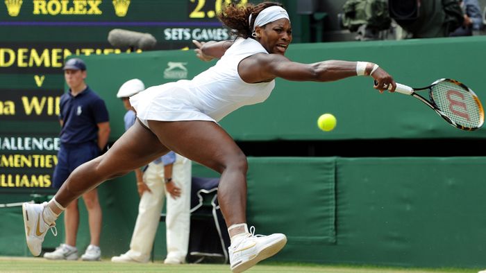 Tenis colosal! **Serena, în finală la Wimbledon, după o dispută de vis cu Dementieva