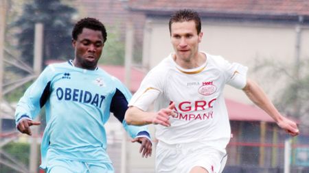 Pisoi(u) mușcat de șobolan