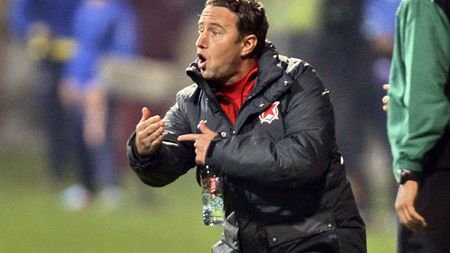 Reghecampf, dezamăgit de evoluția mai multor jucători! Pe cine a luat la ochi după egalul cu Corona