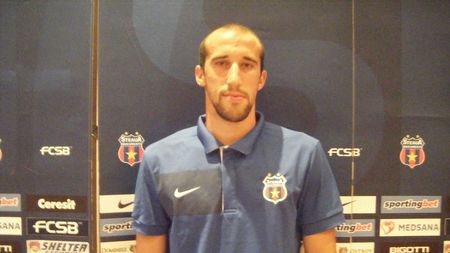 FOTO** Latovlevici, în tricoul Stelei! "Voi munci mult! Sper să luăm titlul"