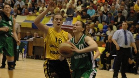 Vezi aici programul diviziei A la baschet feminin